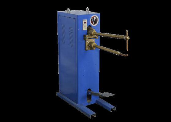 Machine de fabrication du filtre à air 15KA, machine pneumatique de soudage par points 2500N