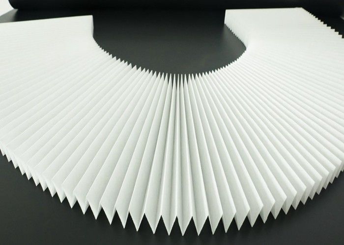 Matériel 2 Kn/M Tensile Strength de charbon actif de papier filtre de Whtie Hepa